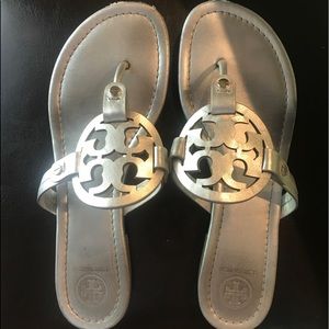 SILVER TORY BURCH MILLER SANDAL